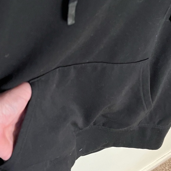 🆕Women’s Athletics Works size XXL (20) black pullover hoodie. - Picture 9 of 14